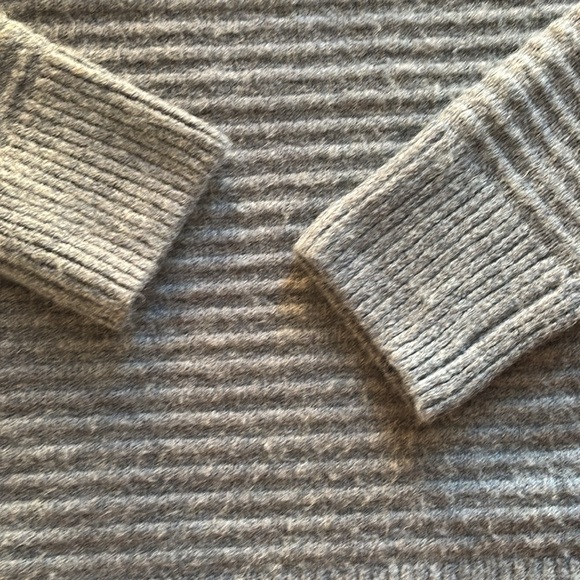 Madewell Mock Neck Sweater - Picture 5 of 8